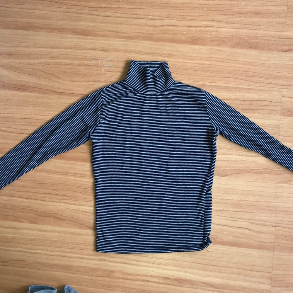 Brandy Melville Turtleneck